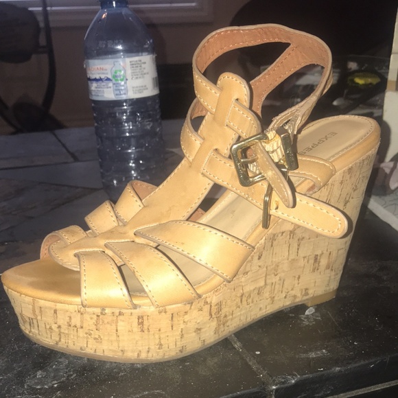 All these Shoes Must go!!! - Picture 1 of 8